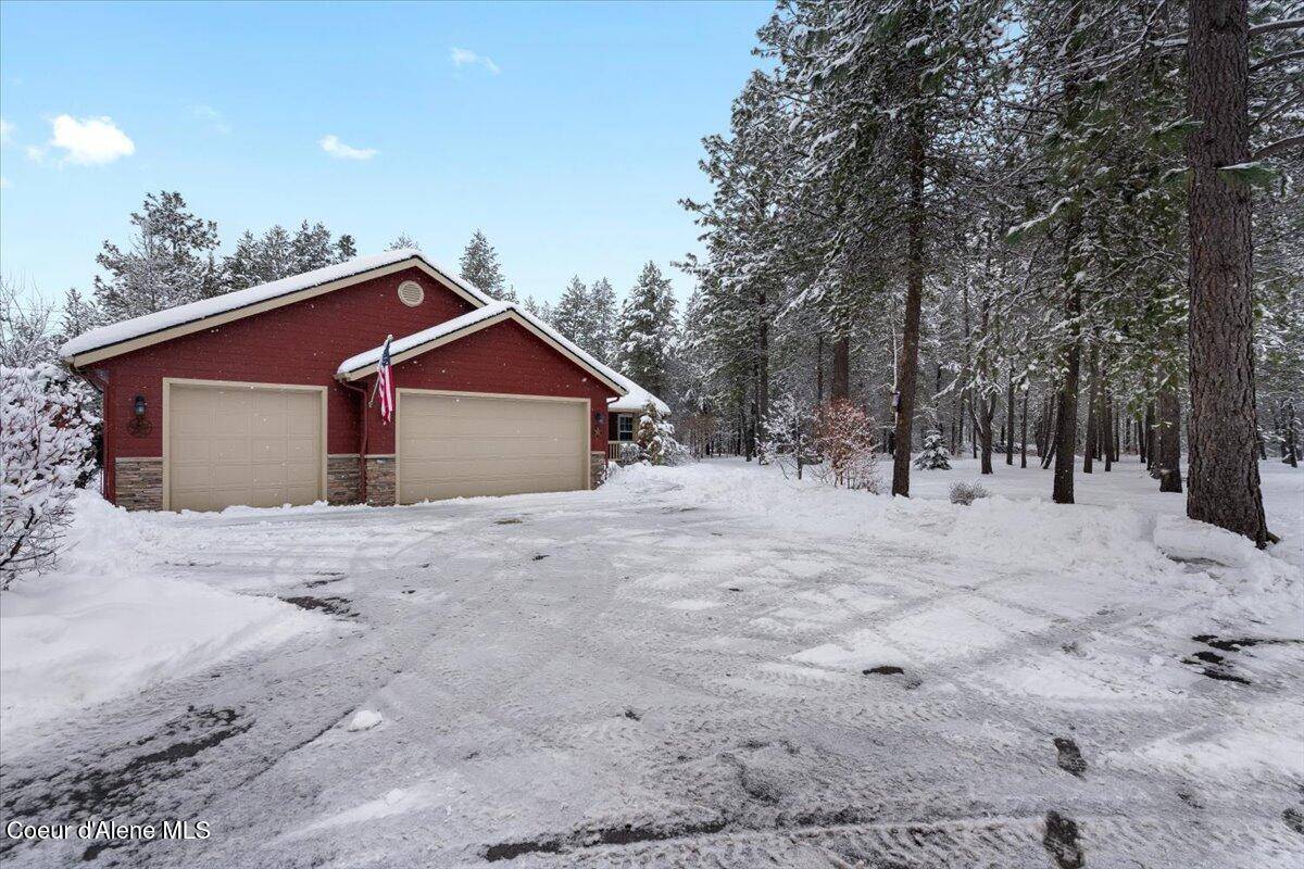 Rathdrum, ID 83858,4210 W FLATWOODS LOOP