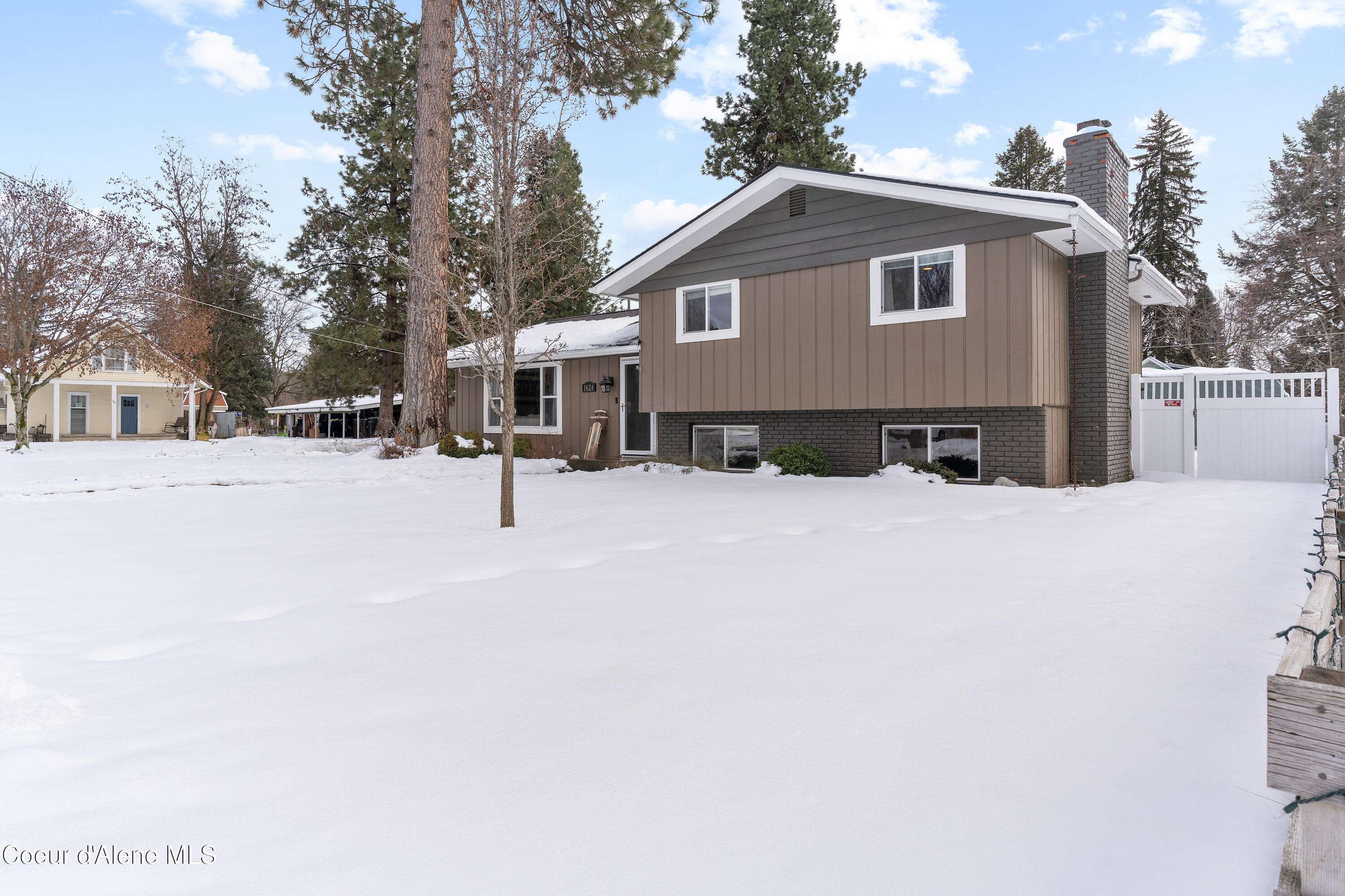 Coeur d'Alene, ID 83814,1624 E BOYD AVE