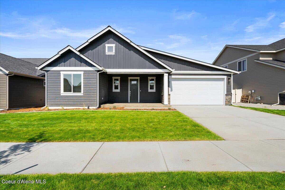 Post Falls, ID 83854,3405 N Cyprus Fox LOOP