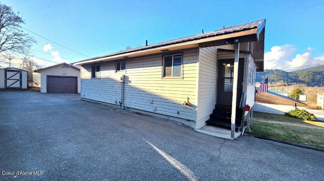St. Maries, ID 83861,119 S 5th St