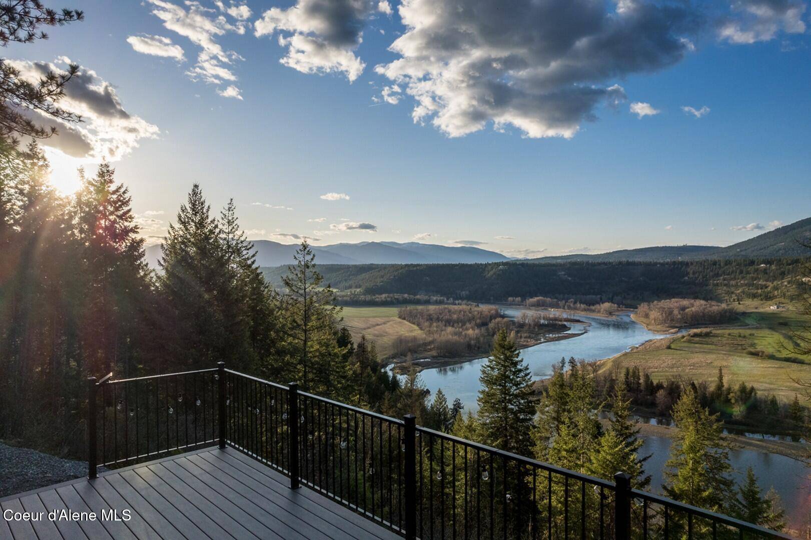 Bonners Ferry, ID 83805,267 Jays Way