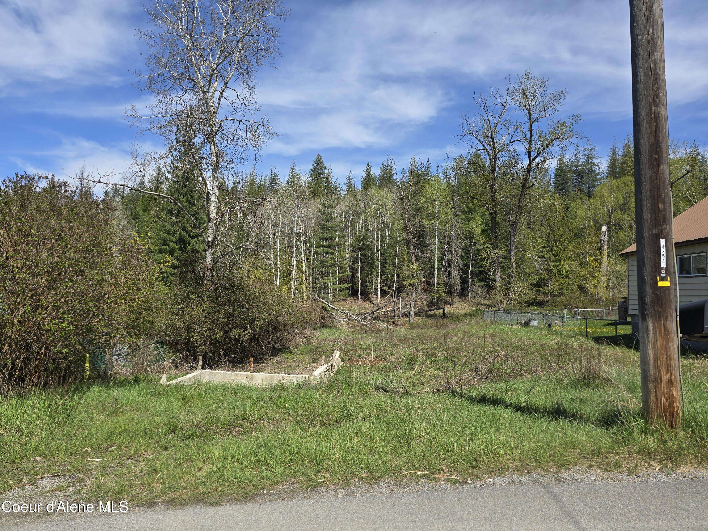 Smelterville, ID 83868,821 Lower Page Rd