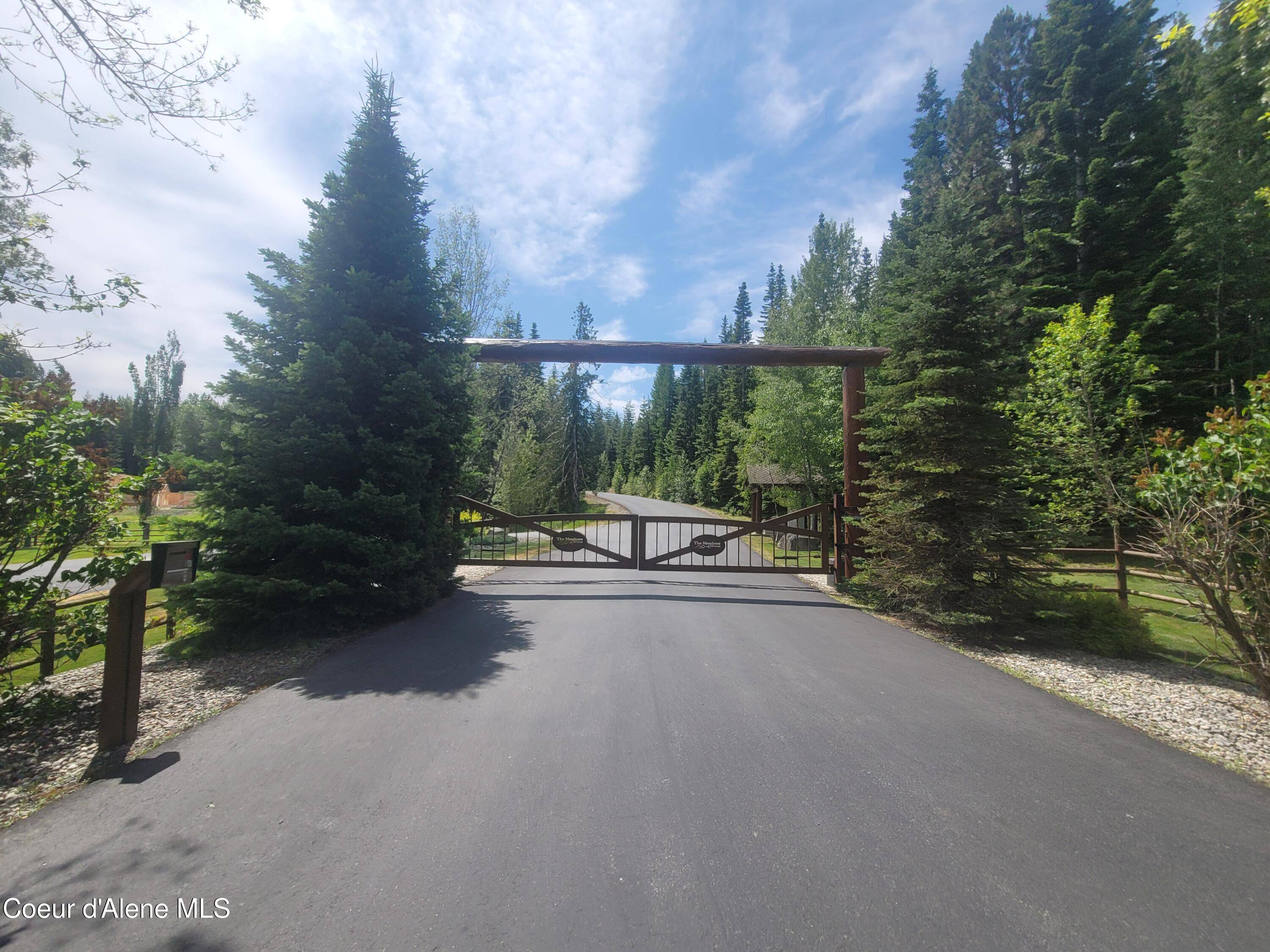 Naples, ID 83847,150 Ranch Rd