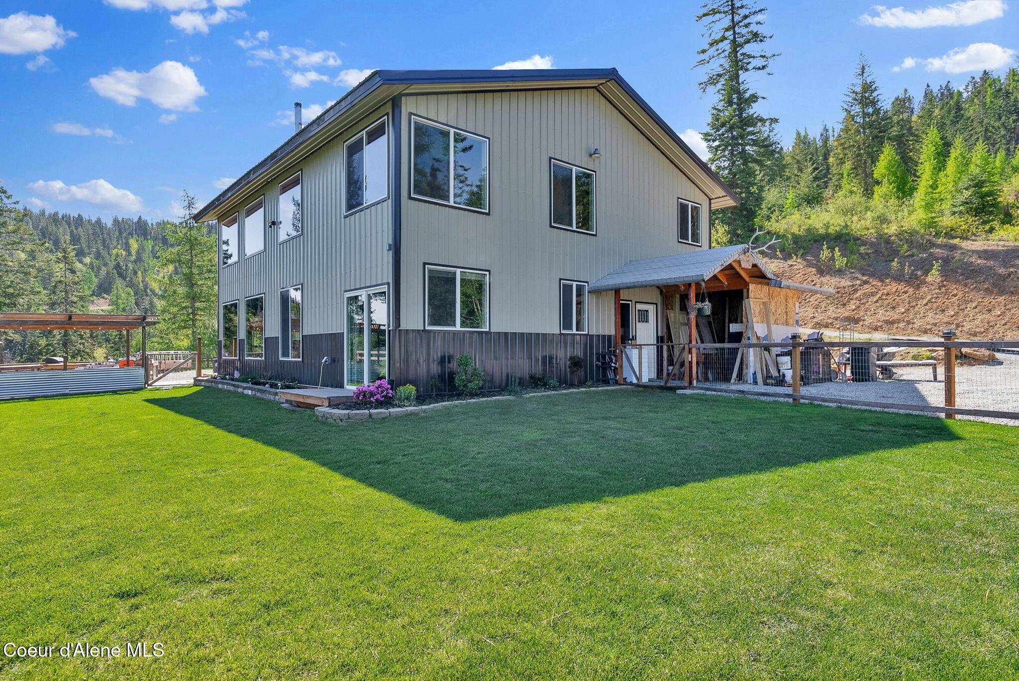 Post Falls, ID 83854,12251 W BLESSING HILL RD