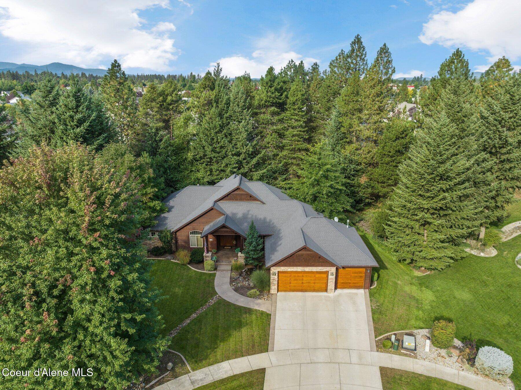 Coeur d'Alene, ID 83815,5219 N HAGUE CT
