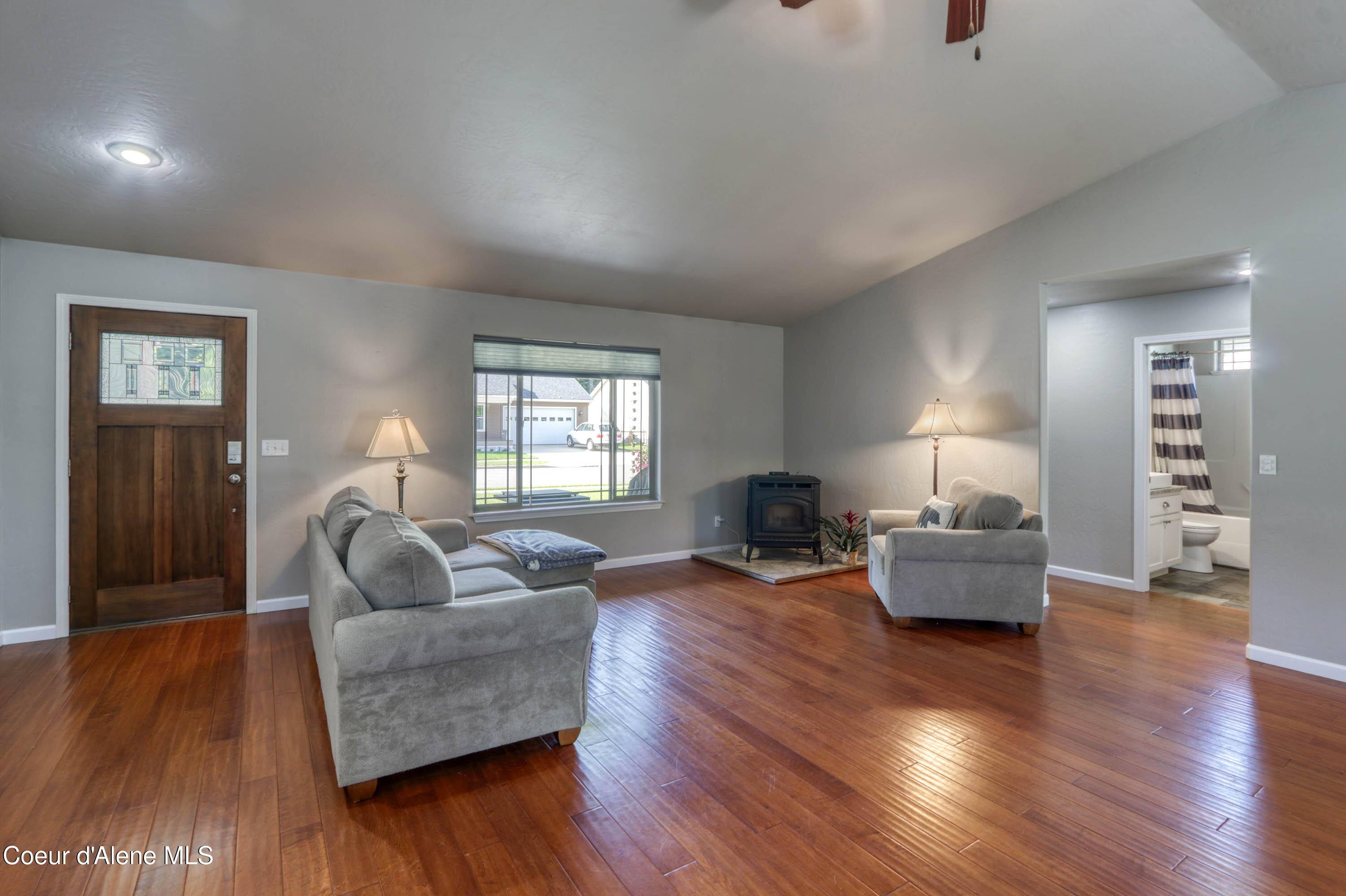 Sandpoint, ID 83864,318 Huppert LN