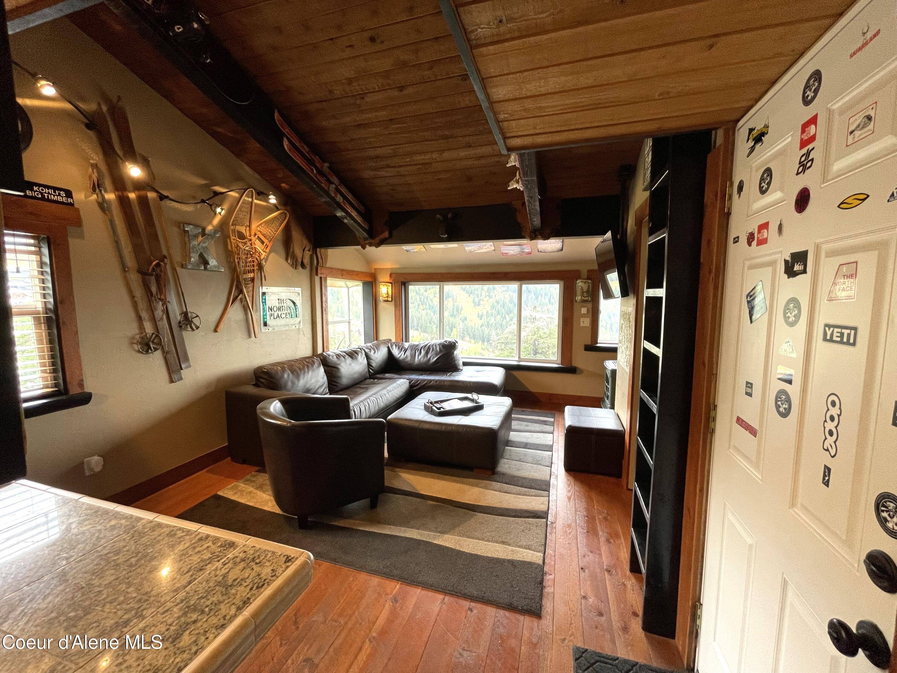 Sandpoint, ID 83864,216 Mogul Hill Rd #1