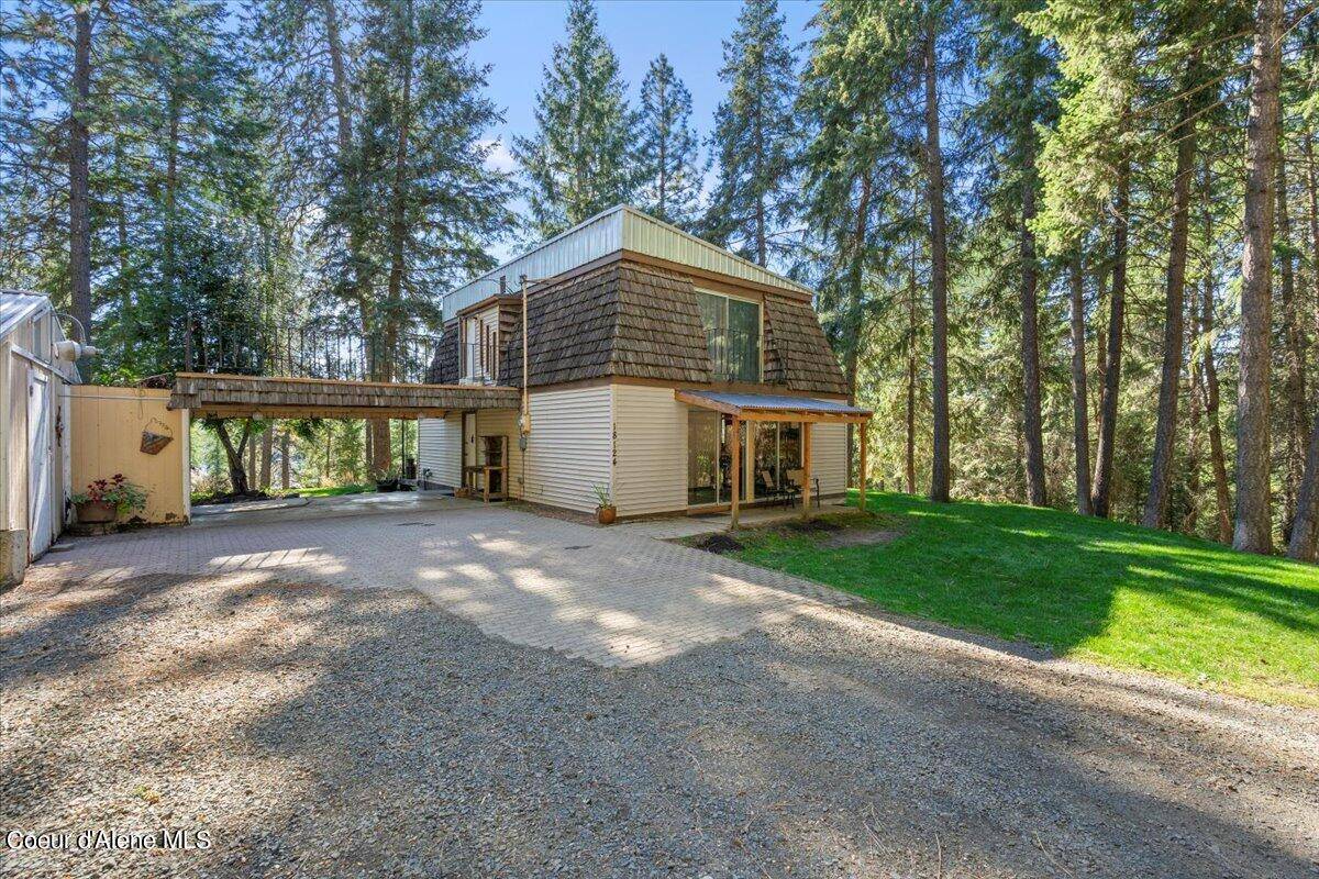 Coeur d'Alene, ID 83814,18124 S Rockford Pines Rd