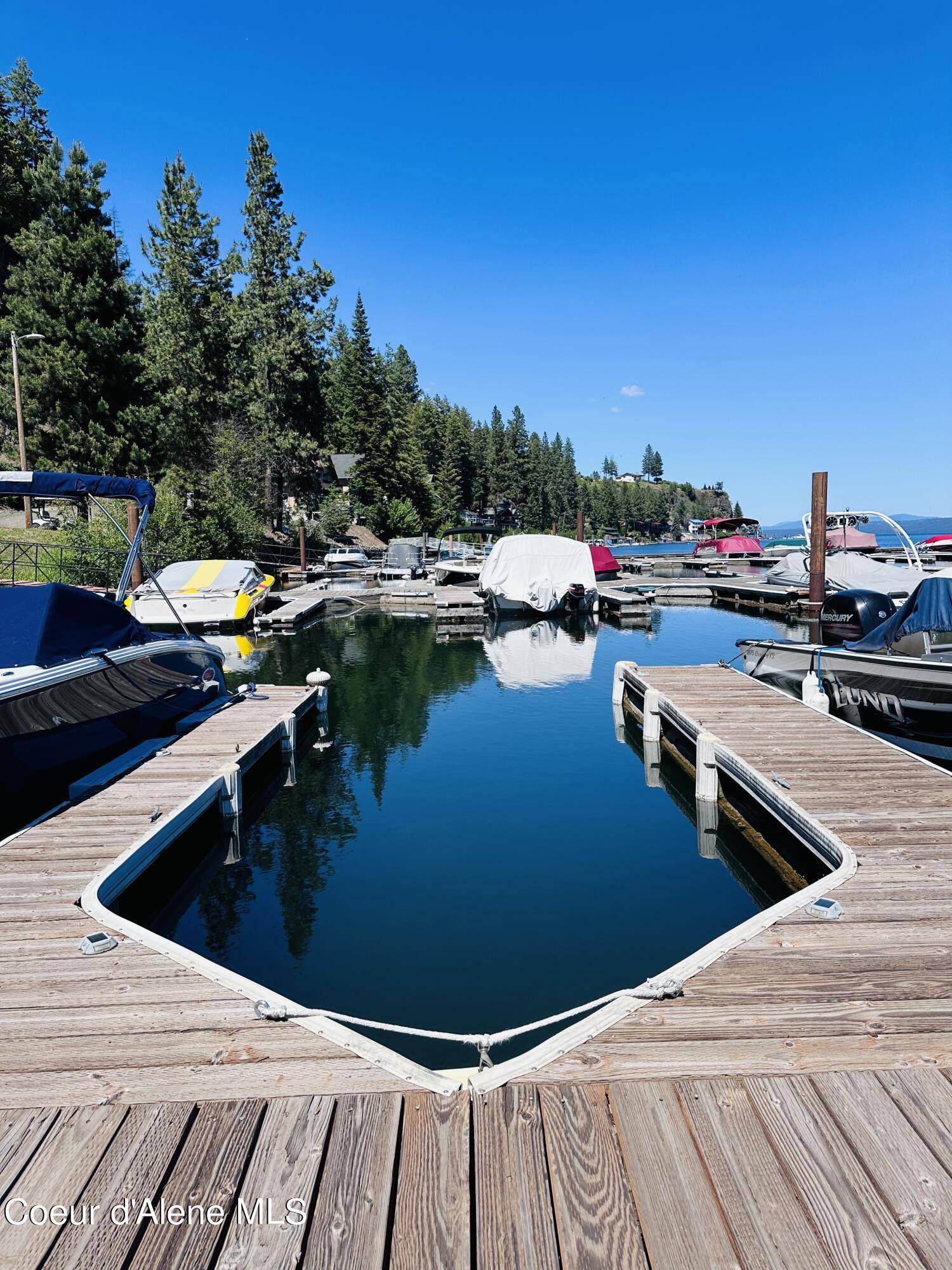 Worley, ID 83876,21161 S Cave Bay RD