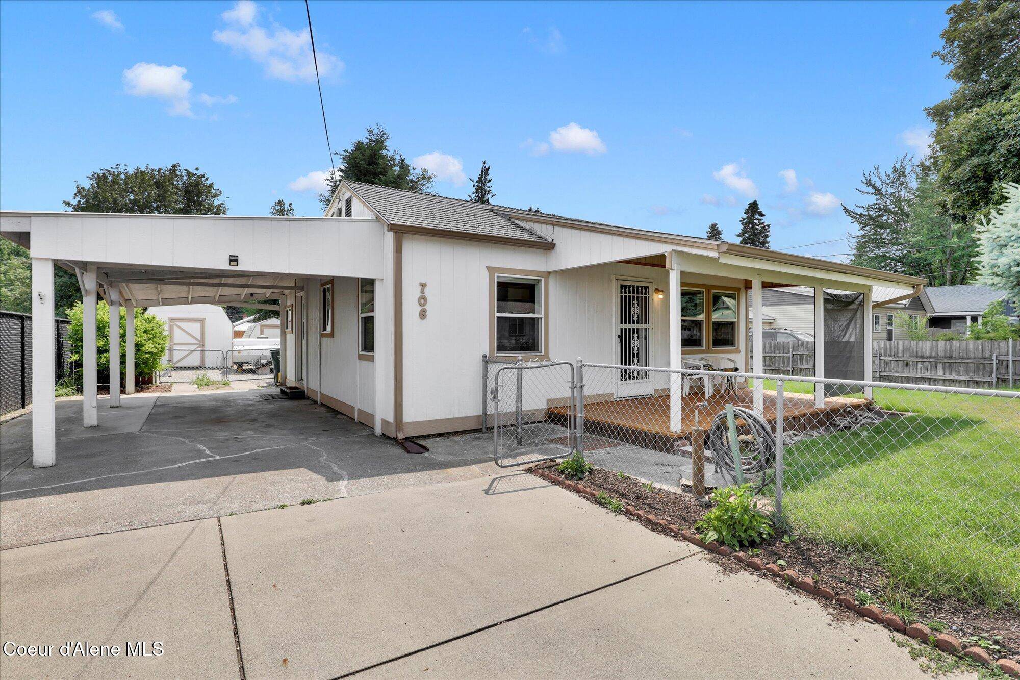 Coeur d'Alene, ID 83814,706 W Davidson Ave