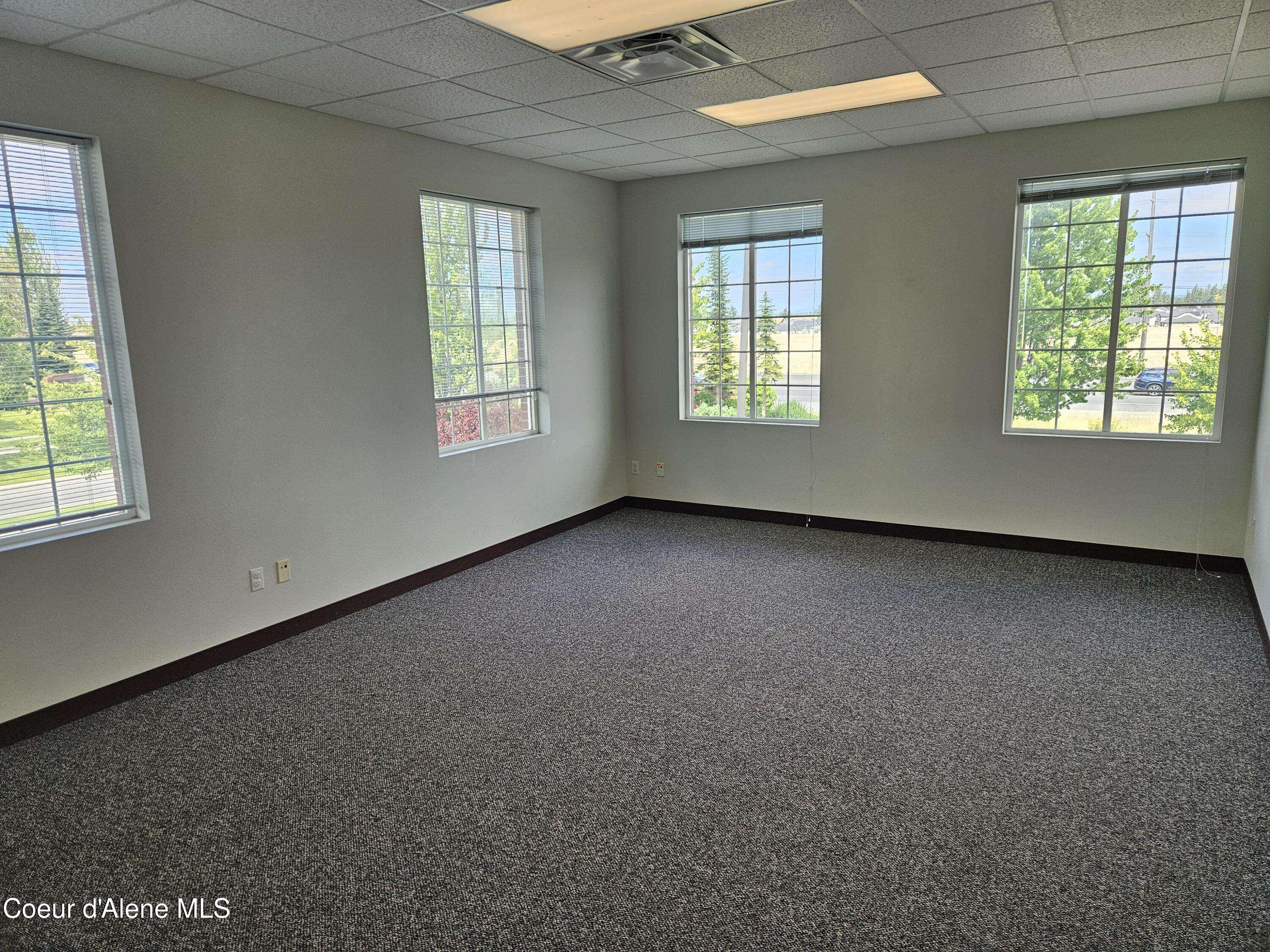 Spokane, WA 99224,8727 HWY 2