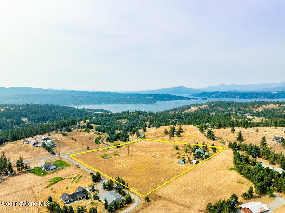Coeur d'Alene, ID 83814,6647 E MULLAN TRAIL RD