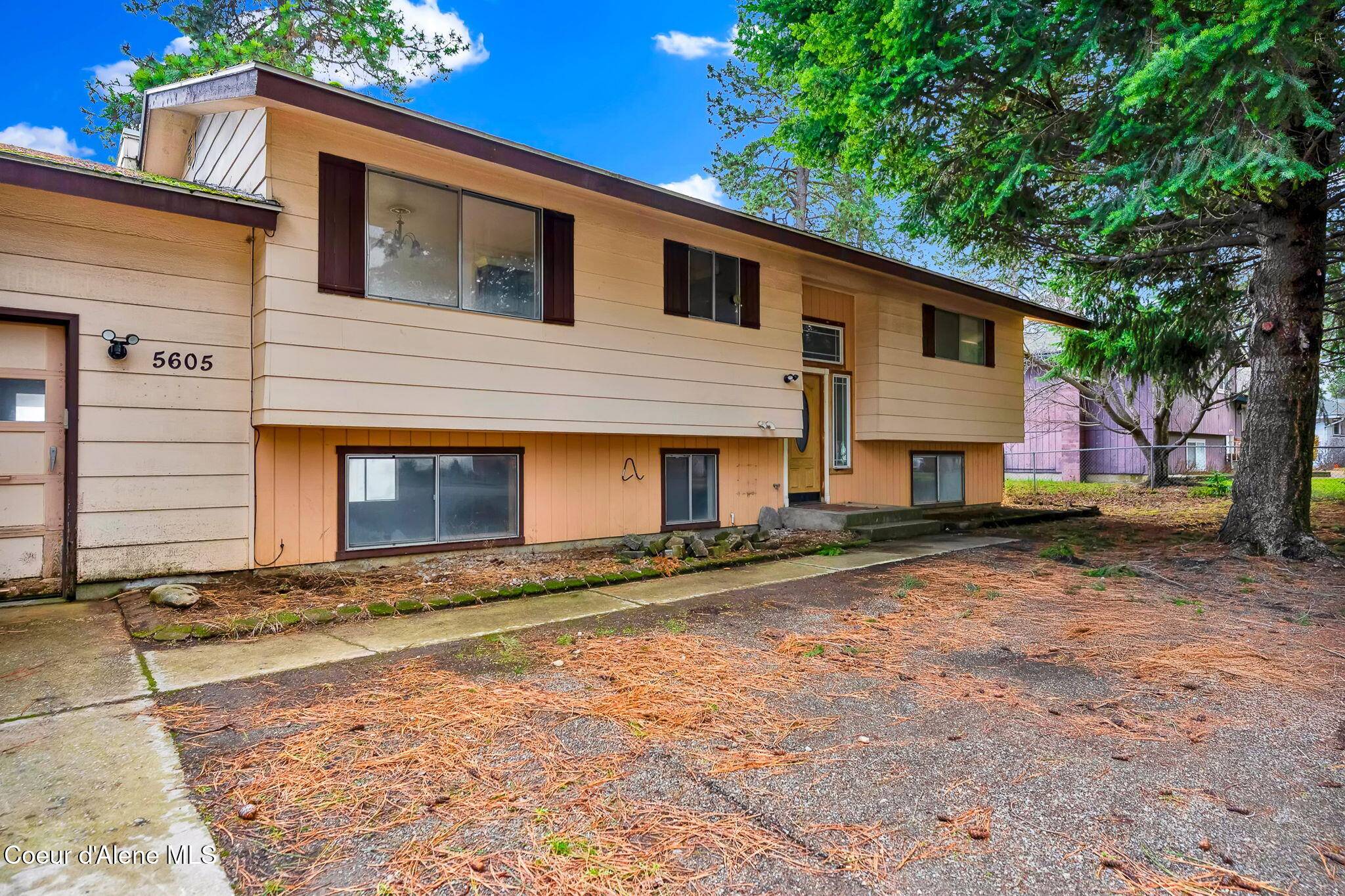 Coeur d'Alene, ID 83815,5605 N PINEGROVE DR