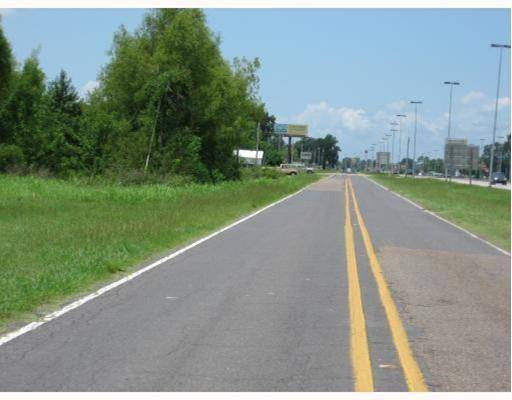Alexandria, LA 71301,3 Mac Arthur & Gene Ball DR