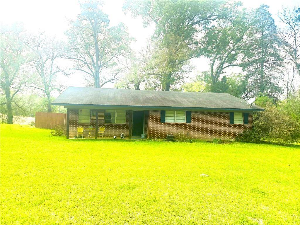 Robeline, LA 71469,2076 Desoto RD