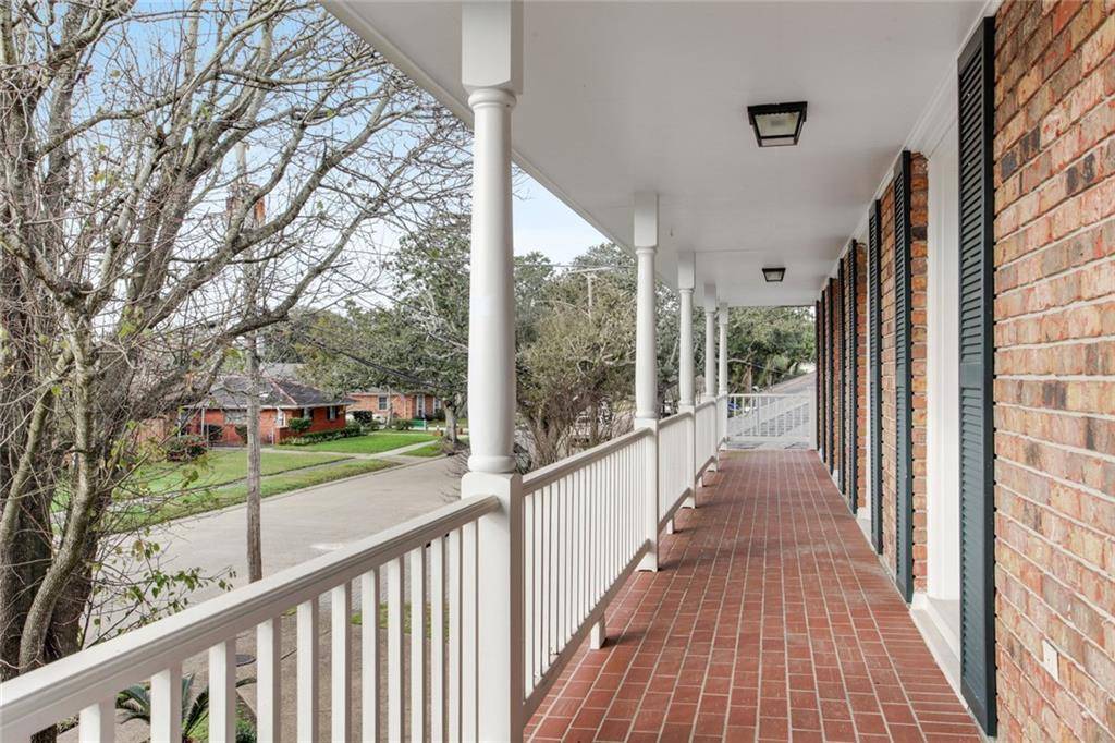 Metairie, LA 70002,1305 MELODY DR
