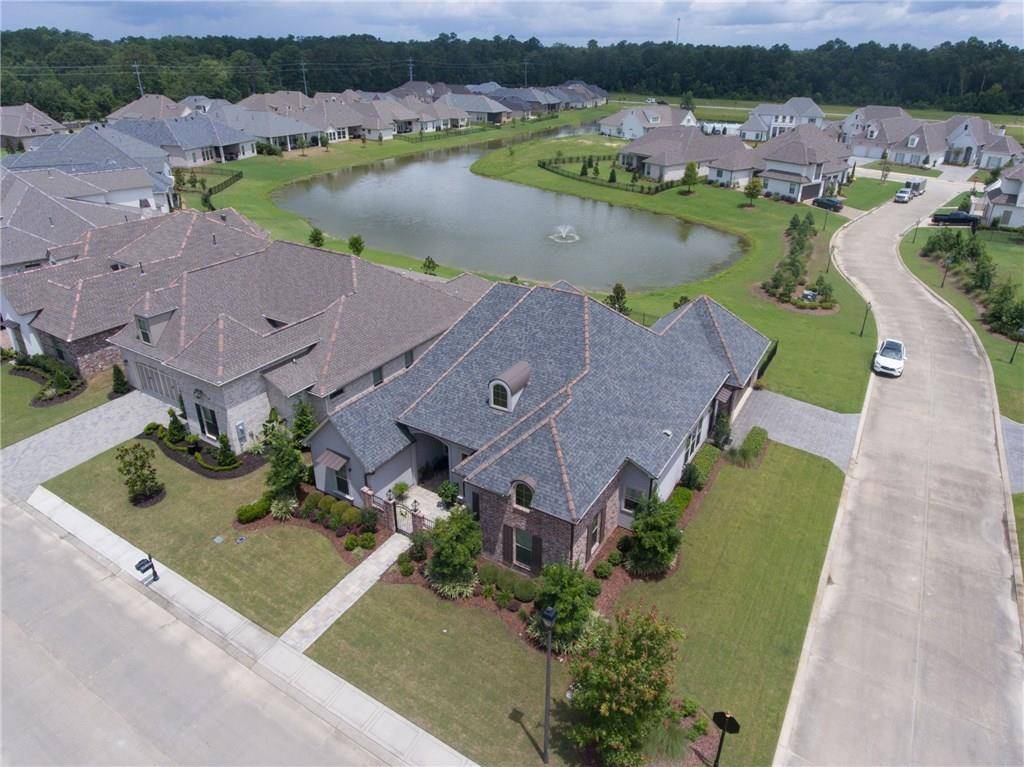 Covington, LA 70433,910 S CORNICHE DU LAC