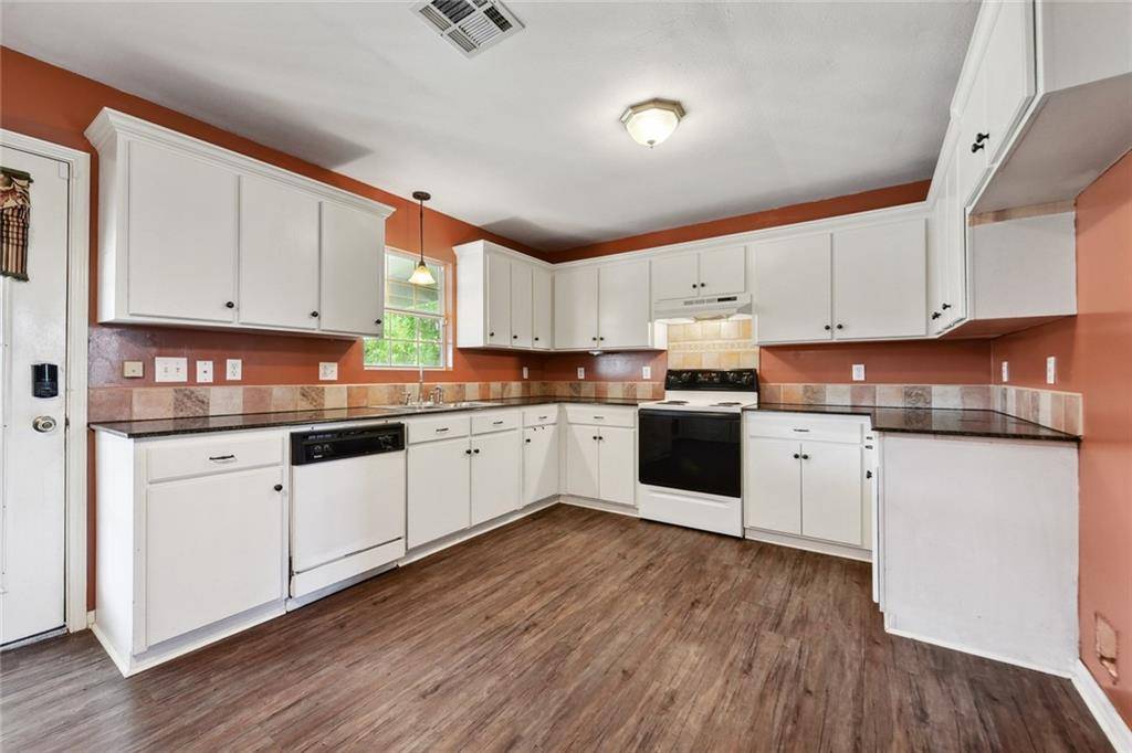 Abbeville, LA 70510,2320 DENBY LN
