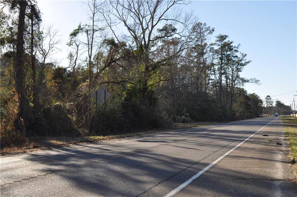 Ponchatoula, LA 70454,24182 HWY 22 HWY
