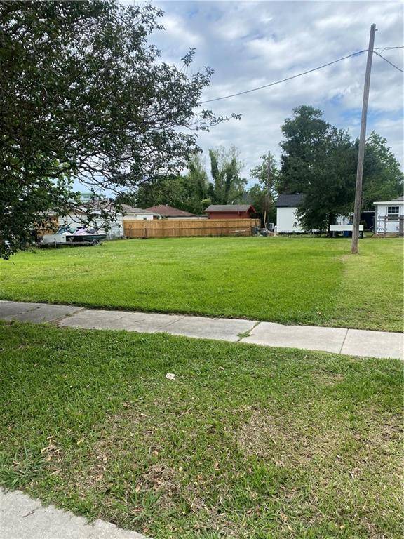 Chalmette, LA 70043,61 E CHALMETTE CIR