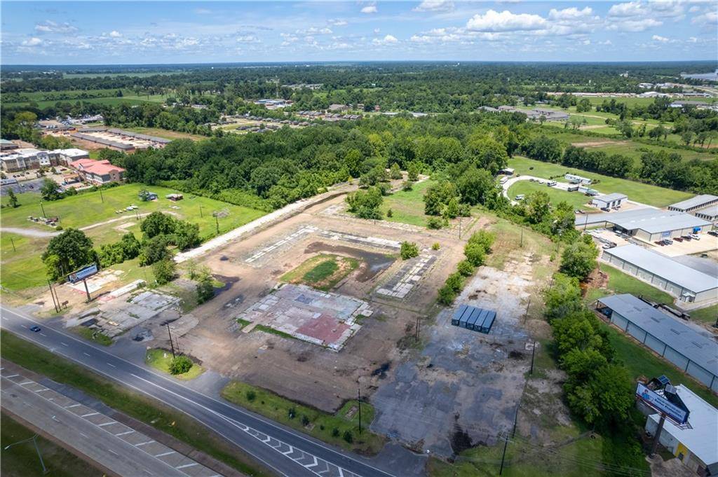 Alexandria, LA 71303,2208/2300/2310 N MACARTHUR DR