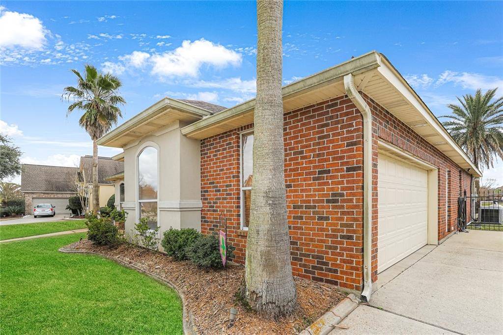 Slidell, LA 70458,312 W HONORS POINT CT