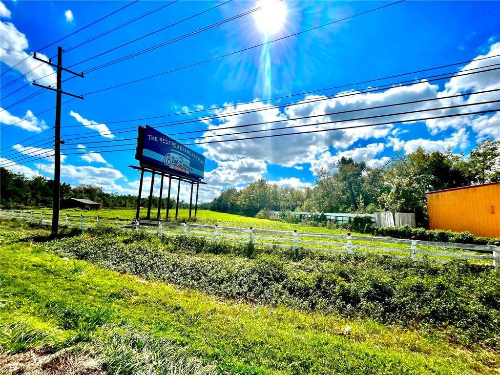 La Place, LA 70068,WEST AIRLINE HWY