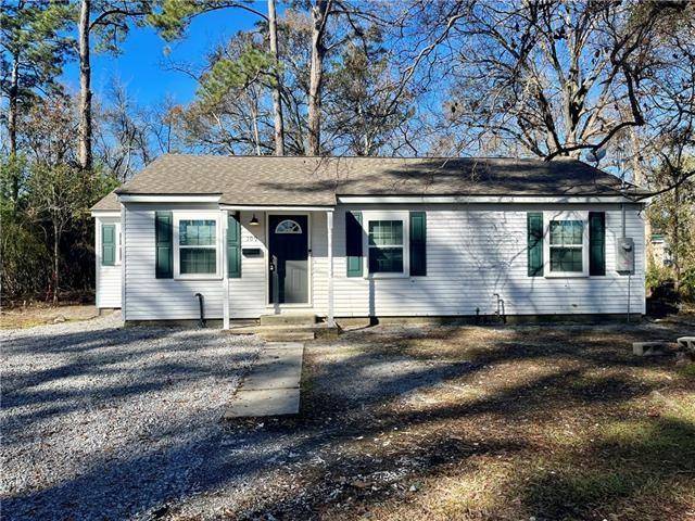 Hammond, LA 70401,109 ROSEWOOD CIR