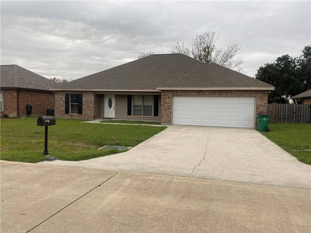 Thibodaux, LA 70301,2492 PINERIDGE ST