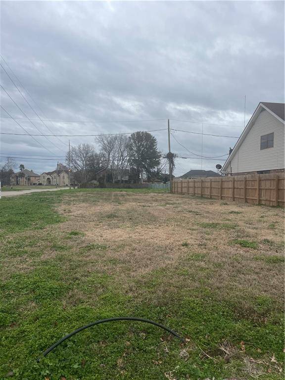 New Orleans, LA 70114,2741 WABASH ST