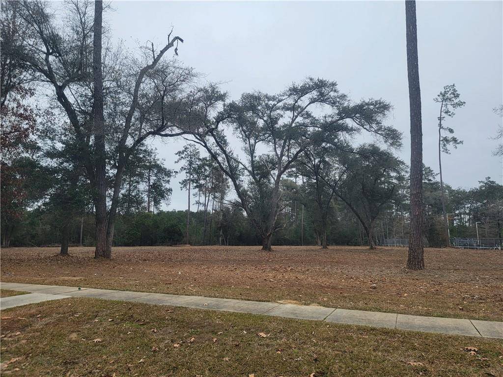 Covington, LA 70433,Lot 17 HOLIDAY SQUARE BLVD