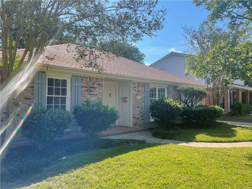 Metairie, LA 70003,2705 SELLS ST