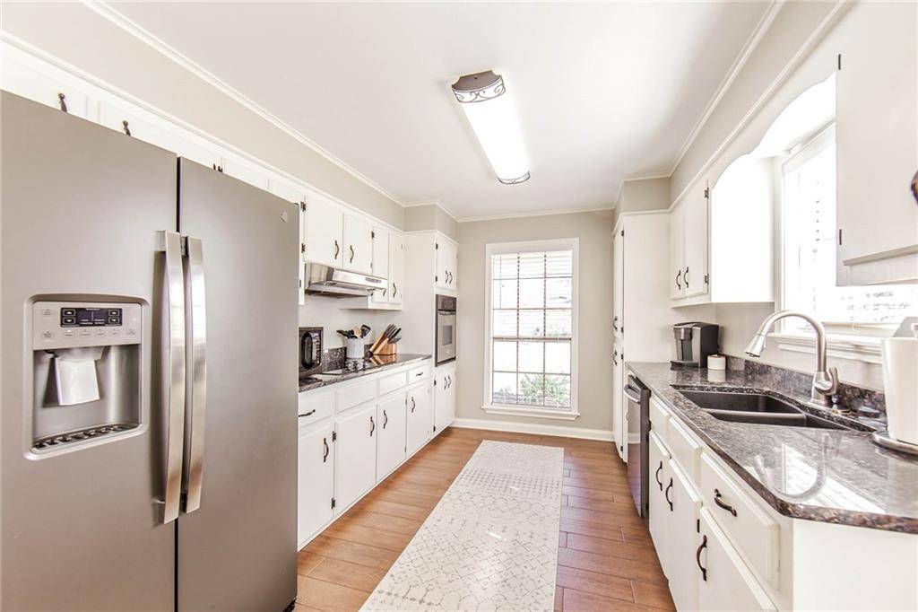 Houma, LA 70360,216 COACHMAN DR