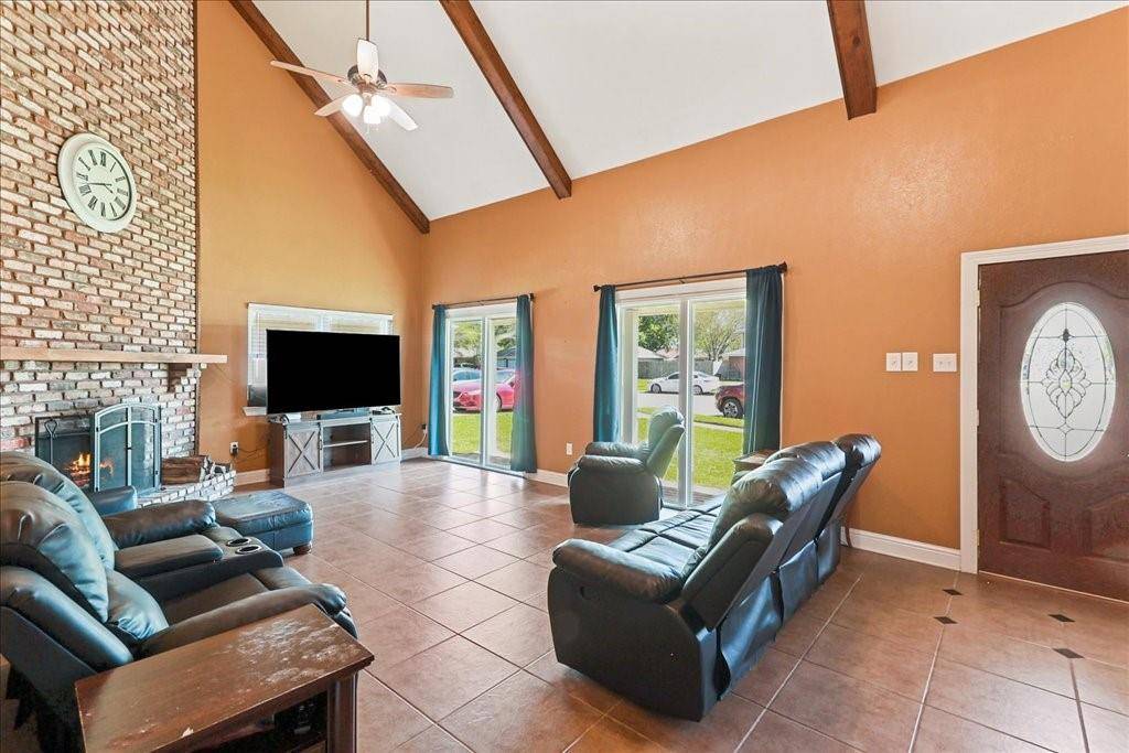 La Place, LA 70068,381 CARMEL VALLEY DR