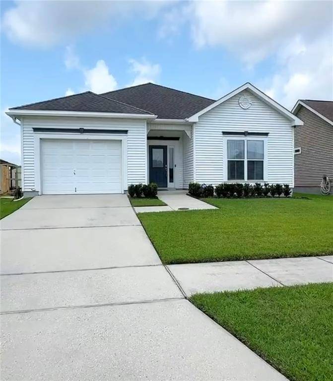 Marrero, LA 70072,5216 STARKVILLE DR
