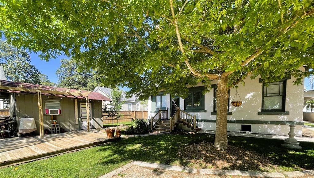 Natchitoches, LA 71457,910 WASHINGTON ST