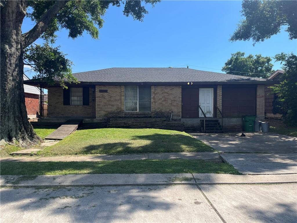 Metairie, LA 70003,6904 HASTINGS ST