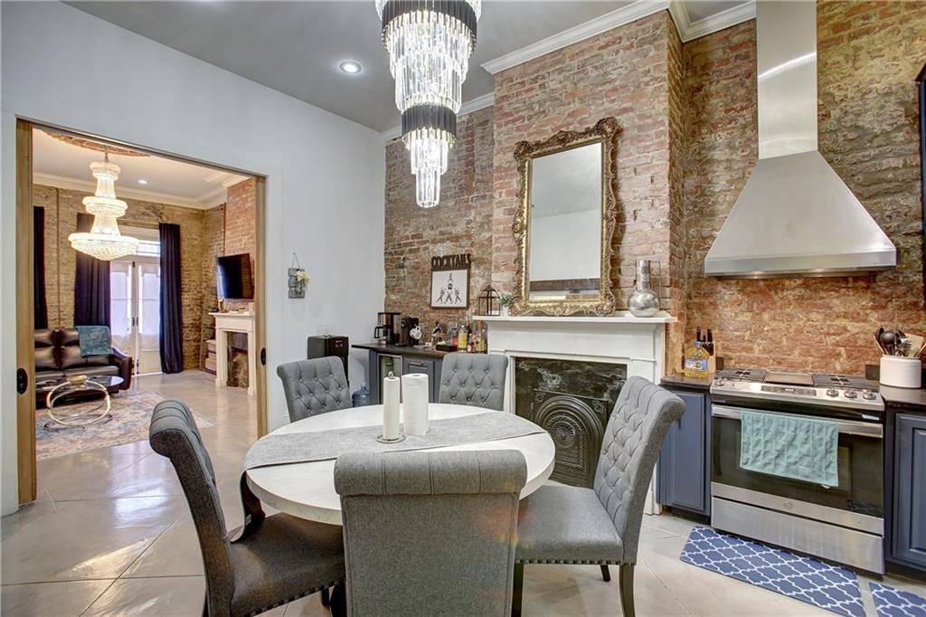 New Orleans, LA 70116,1031 ORLEANS AVE