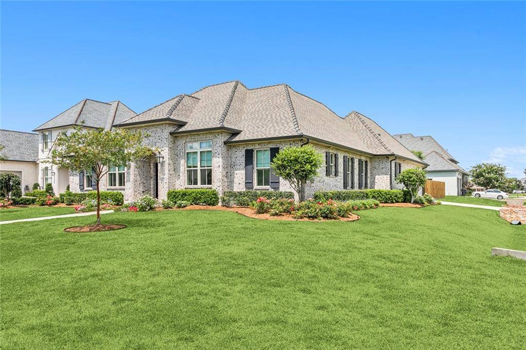 Belle Chasse, LA 70037,114 KELLYWOOD CT