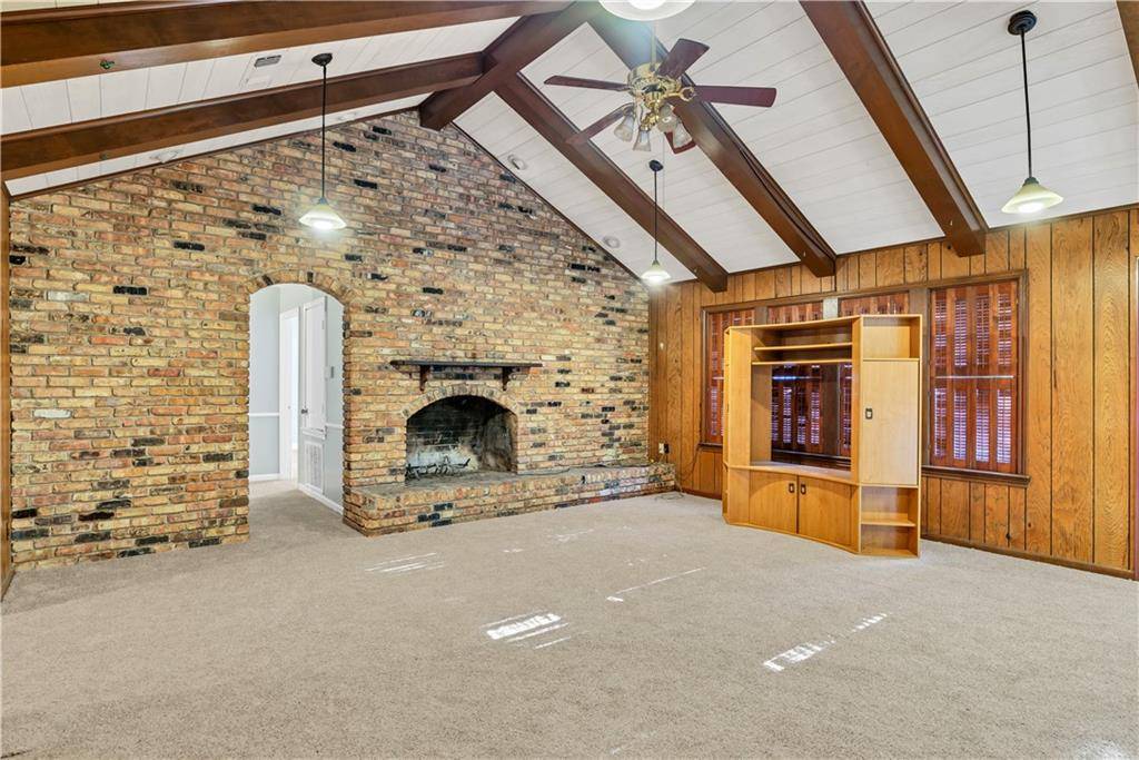 Pineville, LA 71360,334 FENDLER Pkwy