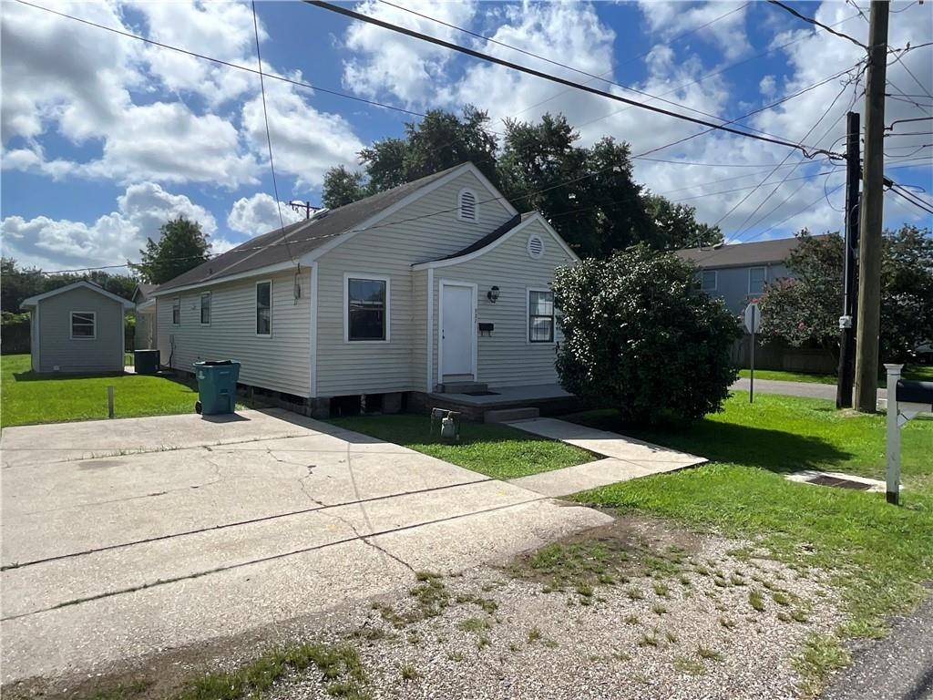 Marrero, LA 70072,927 AVENUE A AVE
