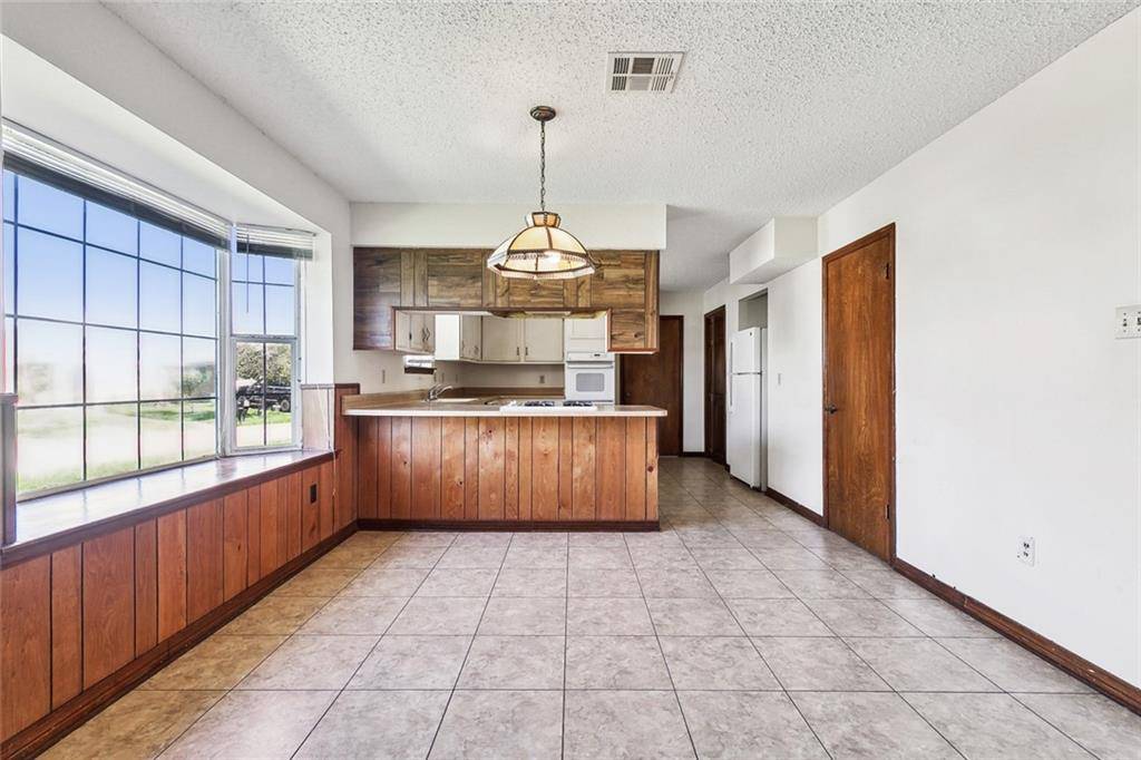 Kenner, LA 70065,4241 BEAUNE DR