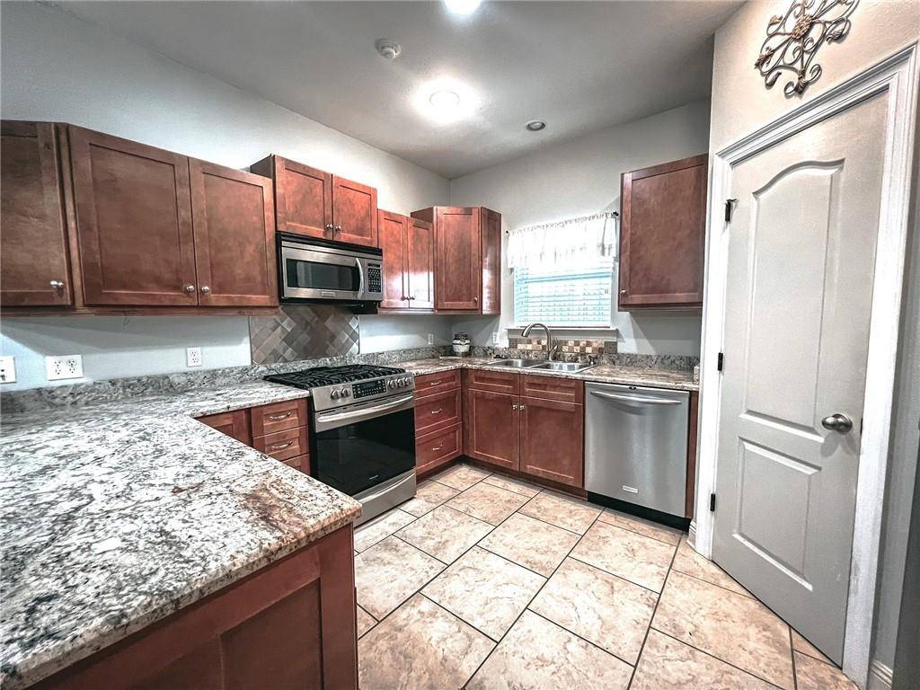 Marrero, LA 70072,1605 CROSSMOOR DR