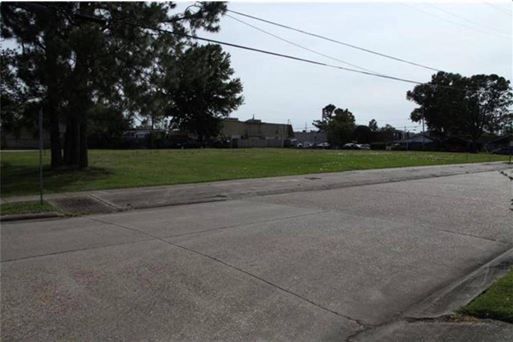 Kenner, LA 70062,2209 26TH ST