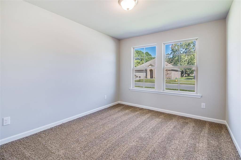 Alexandria, LA 71303,8138 OLDE TOWN CT