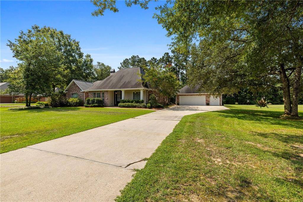 Ponchatoula, LA 70454,41234 RUE CHENE DR