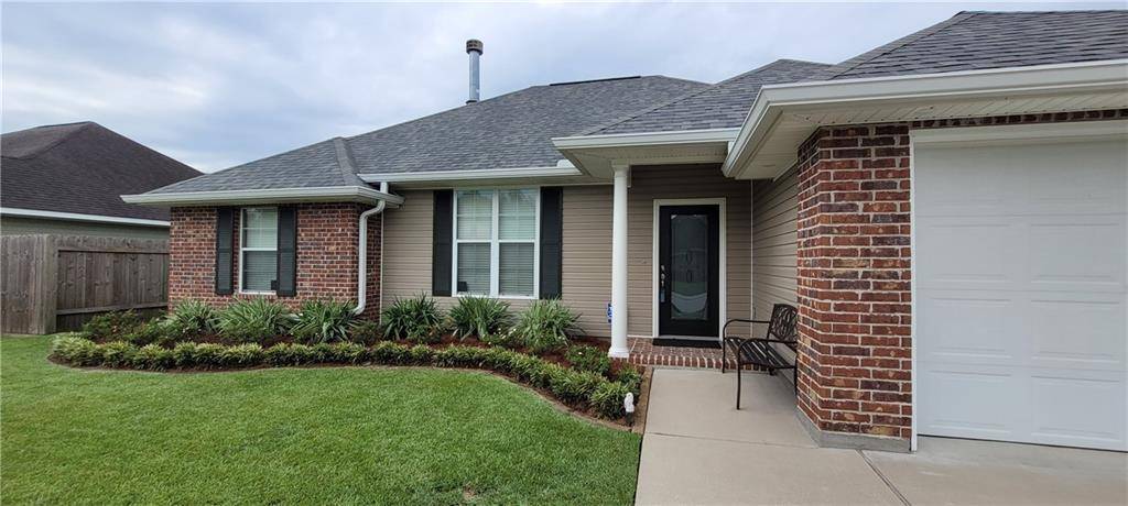 Luling, LA 70070,328 ALLIE LN