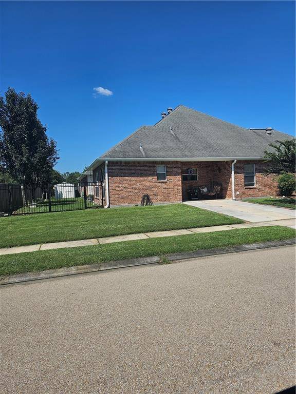Ponchatoula, LA 70454,669 LAKE IBERVILLE CT