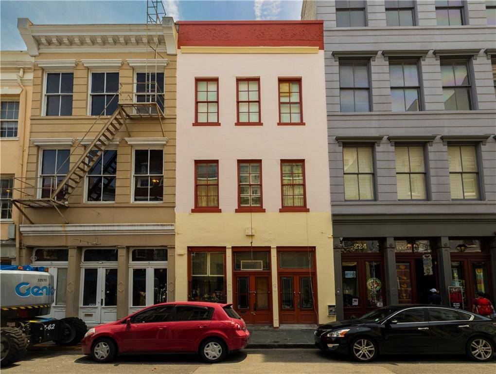 New Orleans, LA 70130,228 CHARTRES ST