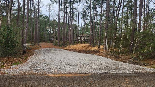 Lacombe, LA 70445,28102 MARIA DR DR